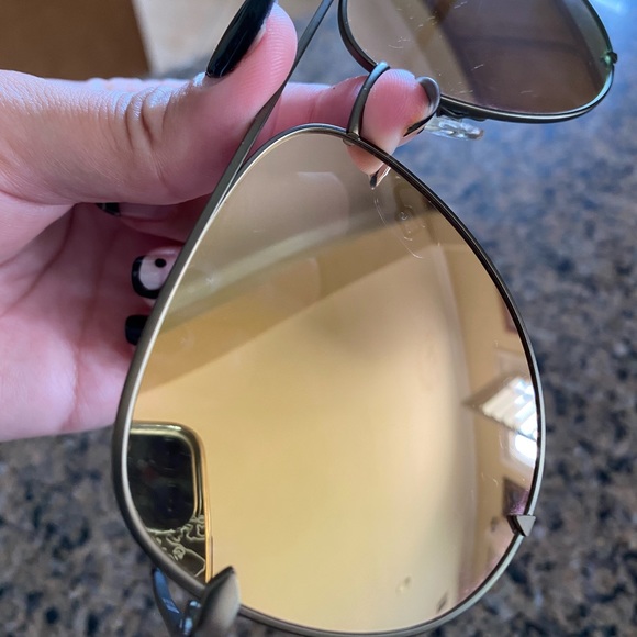 Quay Australia Sunglasses - Picture 5 of 10
